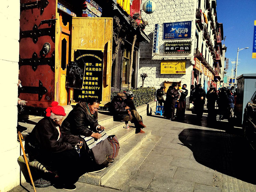 你知道在西藏曬太陽的好處嗎？
