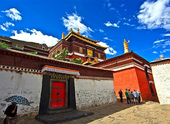 去山南需要辦理哪些證件？