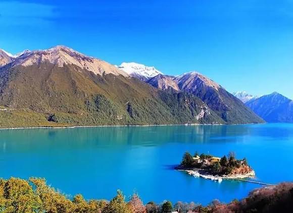 青藏列車上會供氧嗎，青藏火车上是怎么供氧的，还会高反吗？