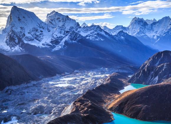 阿里旅遊不含餐吃什麼？