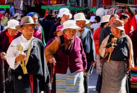 多彩藏族服飾 美在方寸之間