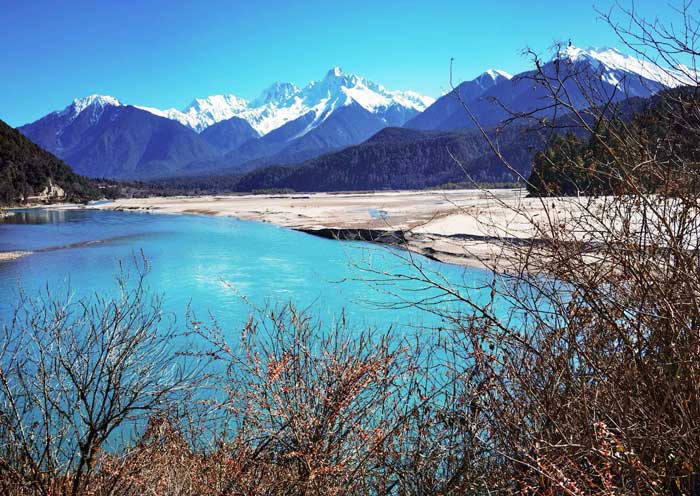 进藏交通火车还是飞机 进藏交通火车还是飞机