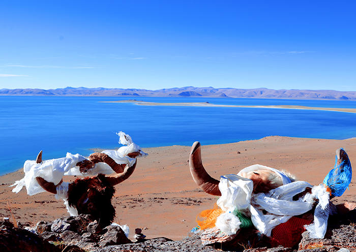 遼闊的扎日南木錯