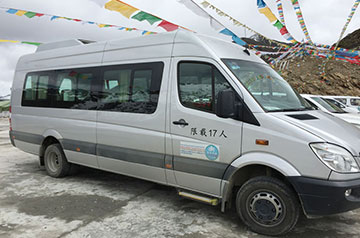 17座奔馳商務車